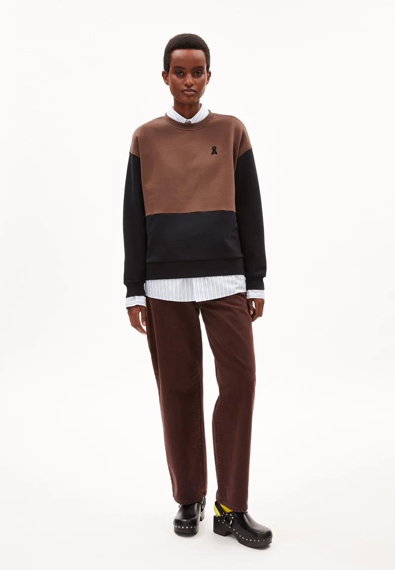 AARIN PATCHED | deep brown-black
