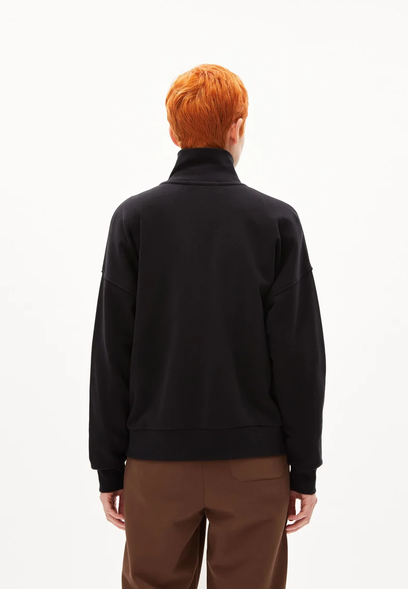 CINCIAA | black