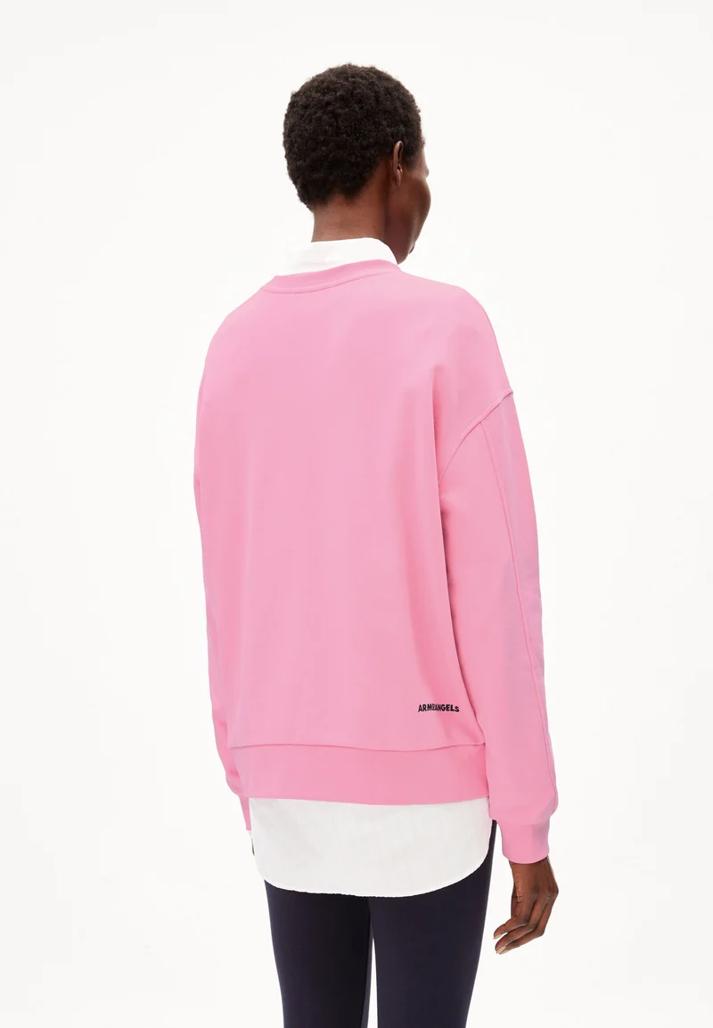 AARIN MELT HEAARTS | pink me up more