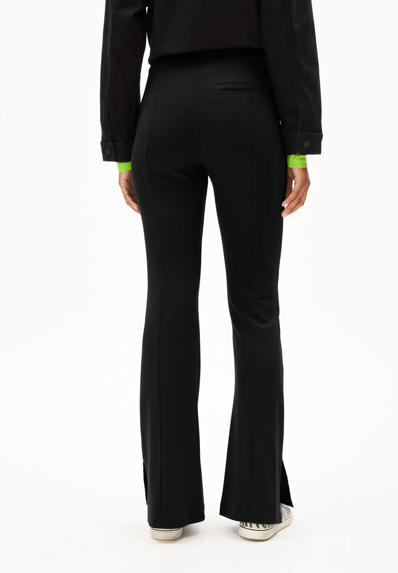 LEYLAARI SLIT HEM | black