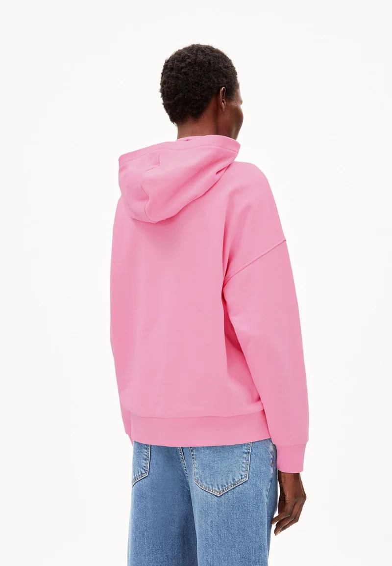 FRANCESCAA ELLAA | pink me up more