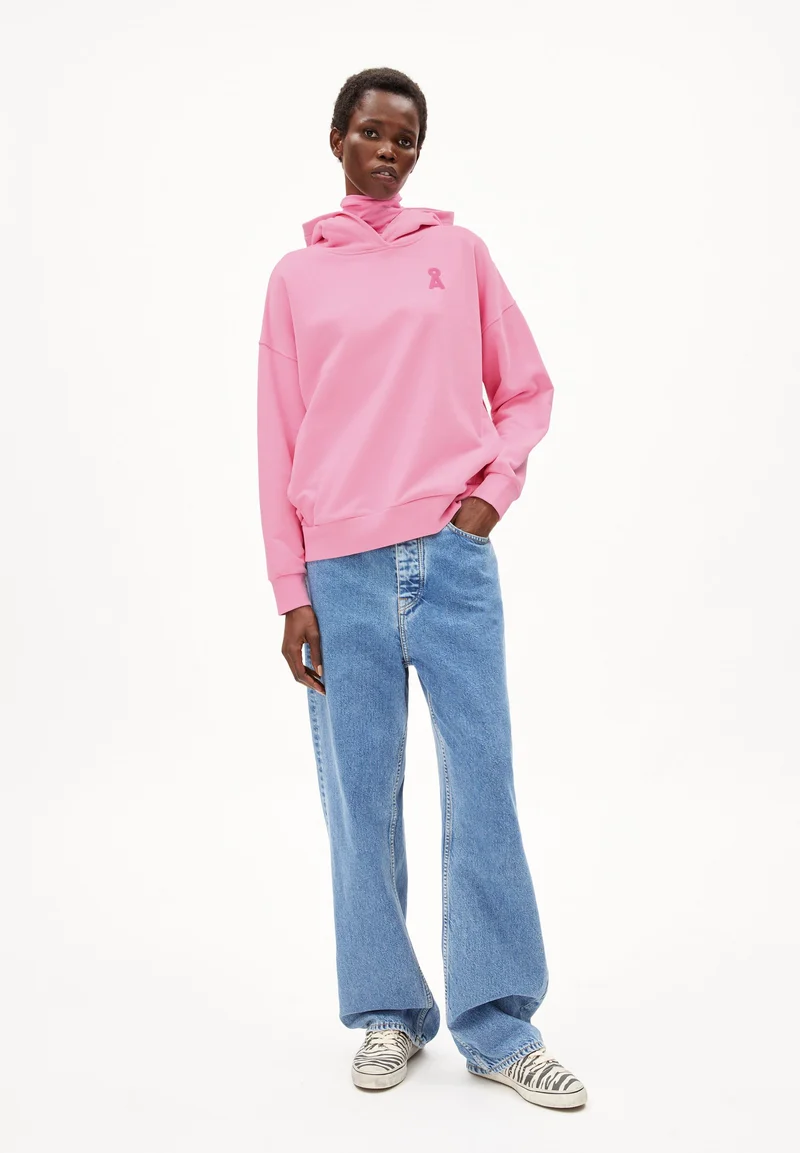 FRANCESCAA ELLAA | pink me up more