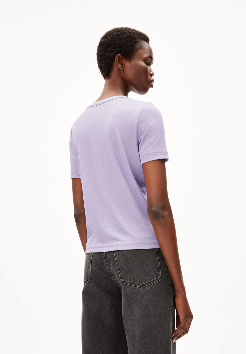 GENEVRAA | light purple stone