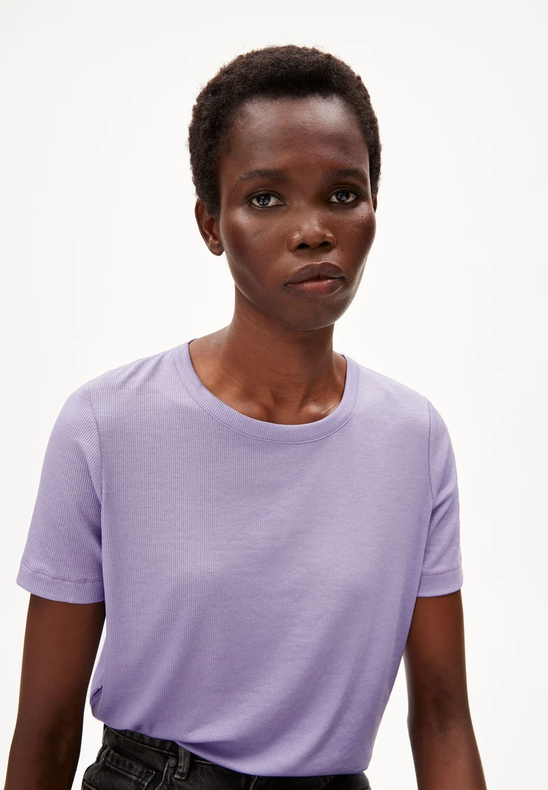 GENEVRAA | light purple stone