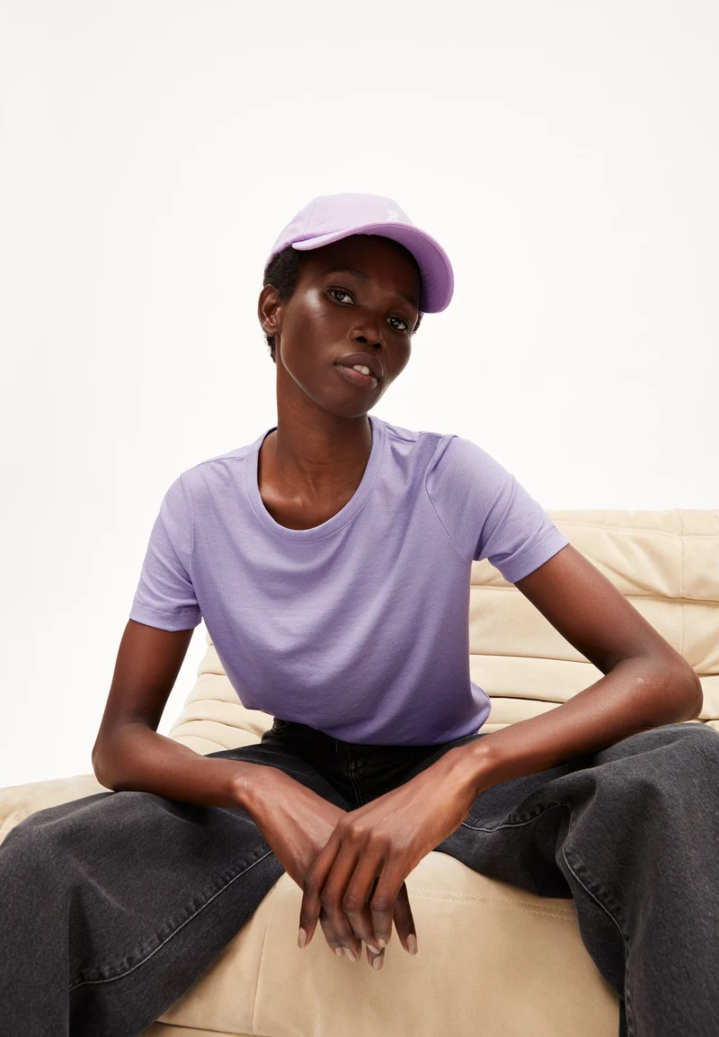 GENEVRAA | light purple stone