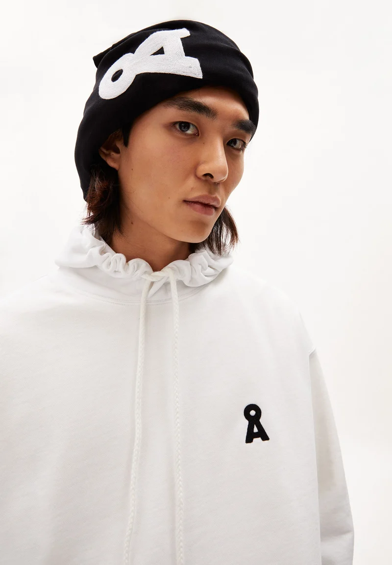 MAALI ICONIC CAPSULE | white