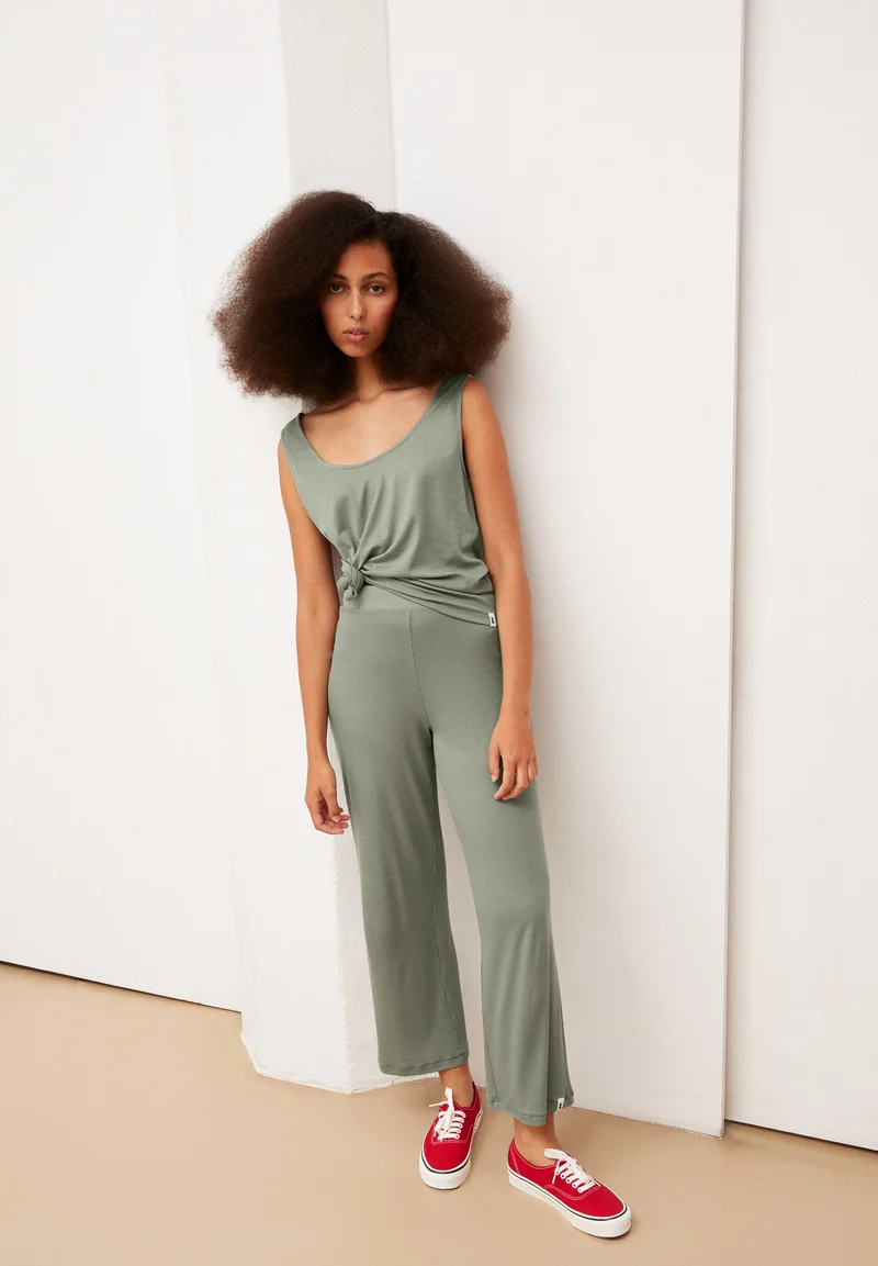 STELLAARA | grey green