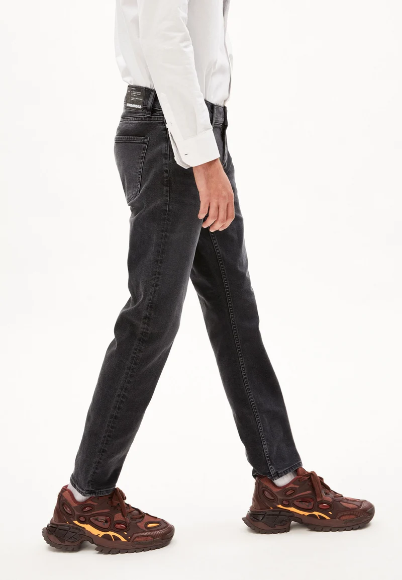 IAAN SLIM JEANS | wavy black