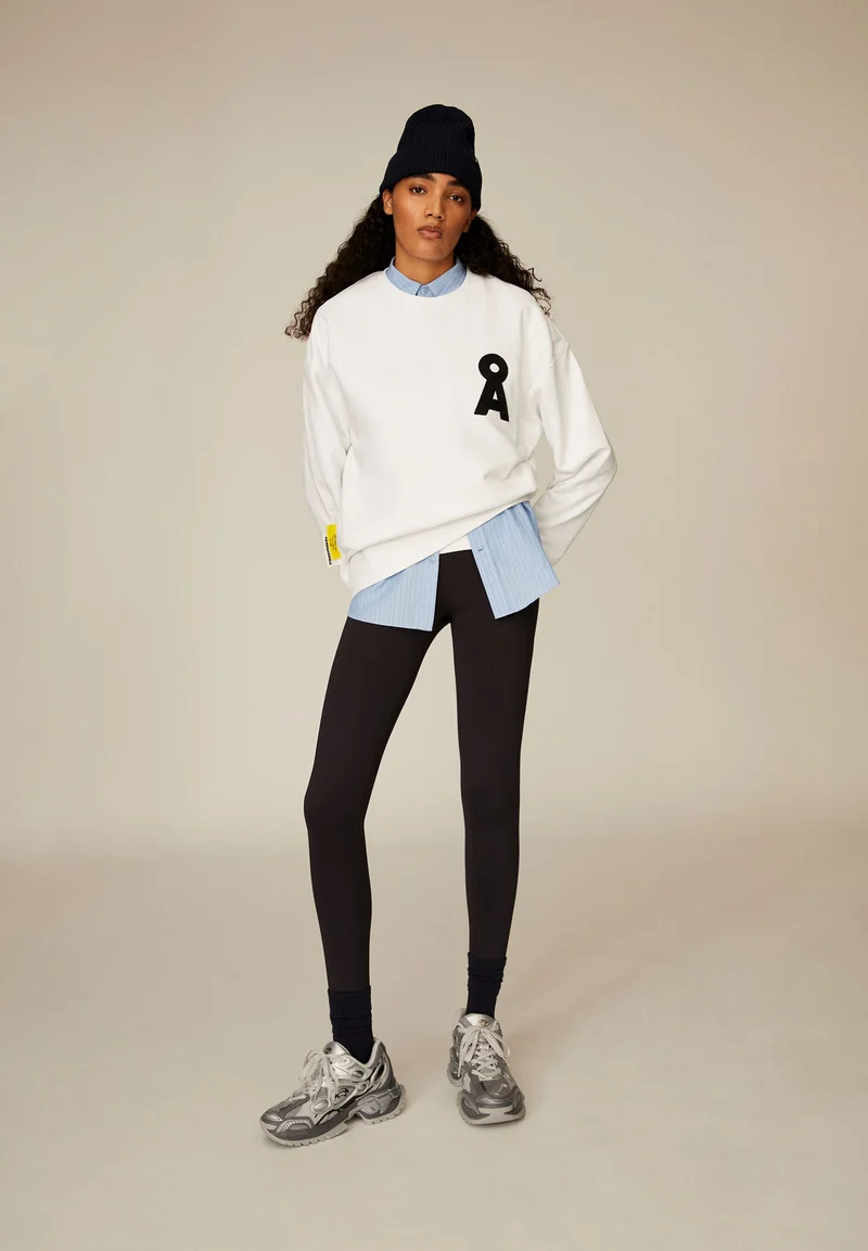 SASHAA ICONIC CAPSULE | white