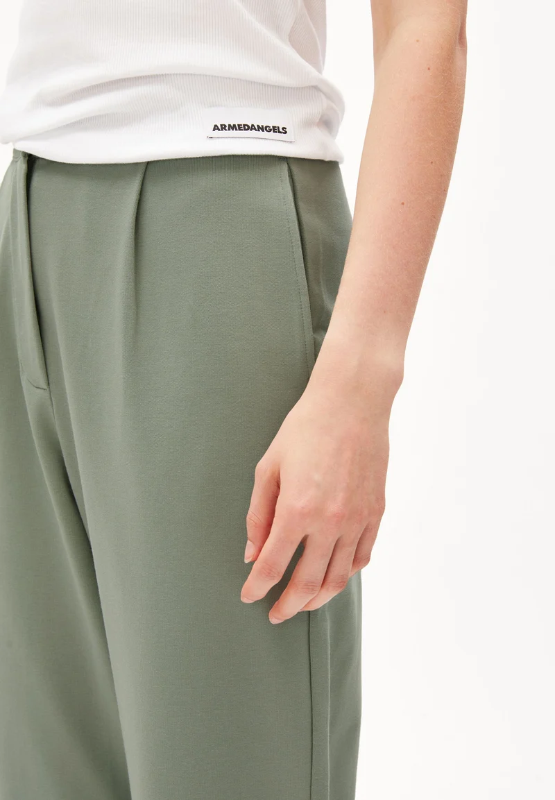 LINAA LOU | grey green