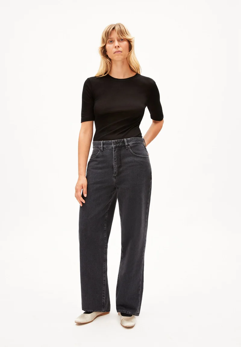 ANNIKAA MARIAA | black