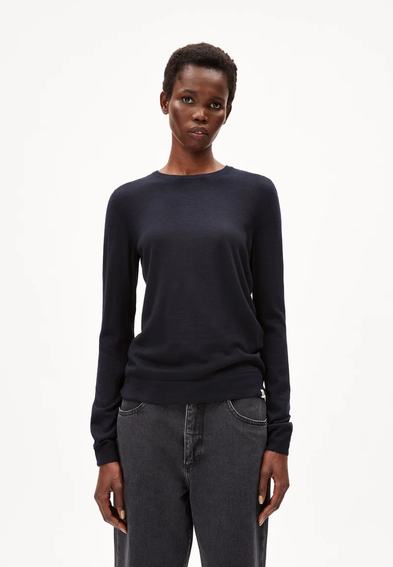 ELDIAA MERINO STRICKPULLOVER | night sky