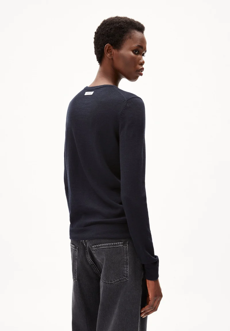 ELDIAA MERINO STRICKPULLOVER | night sky