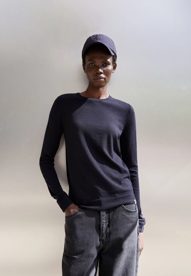 ELDIAA MERINO STRICKPULLOVER | night sky