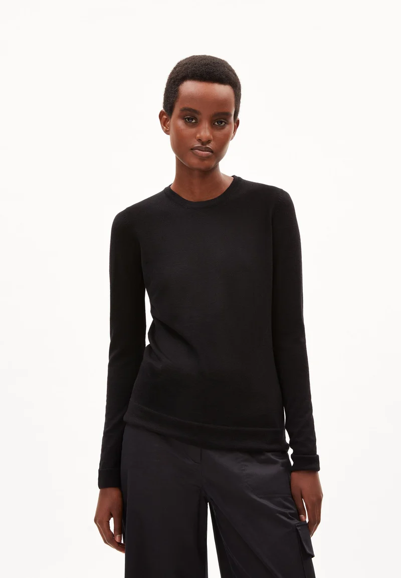 ELDIAA MERINO STRICKPULLOVER | black
