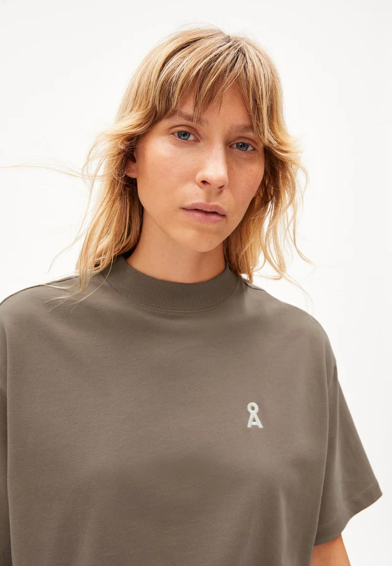 FREDERIKAA | muddy water