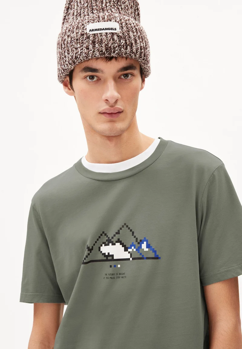 JAAMES PIXXEL MOUNTAIN | cool sage