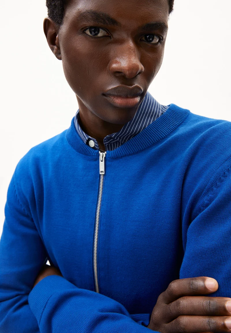 AGAAMON STRICKJACKE | lapis blue