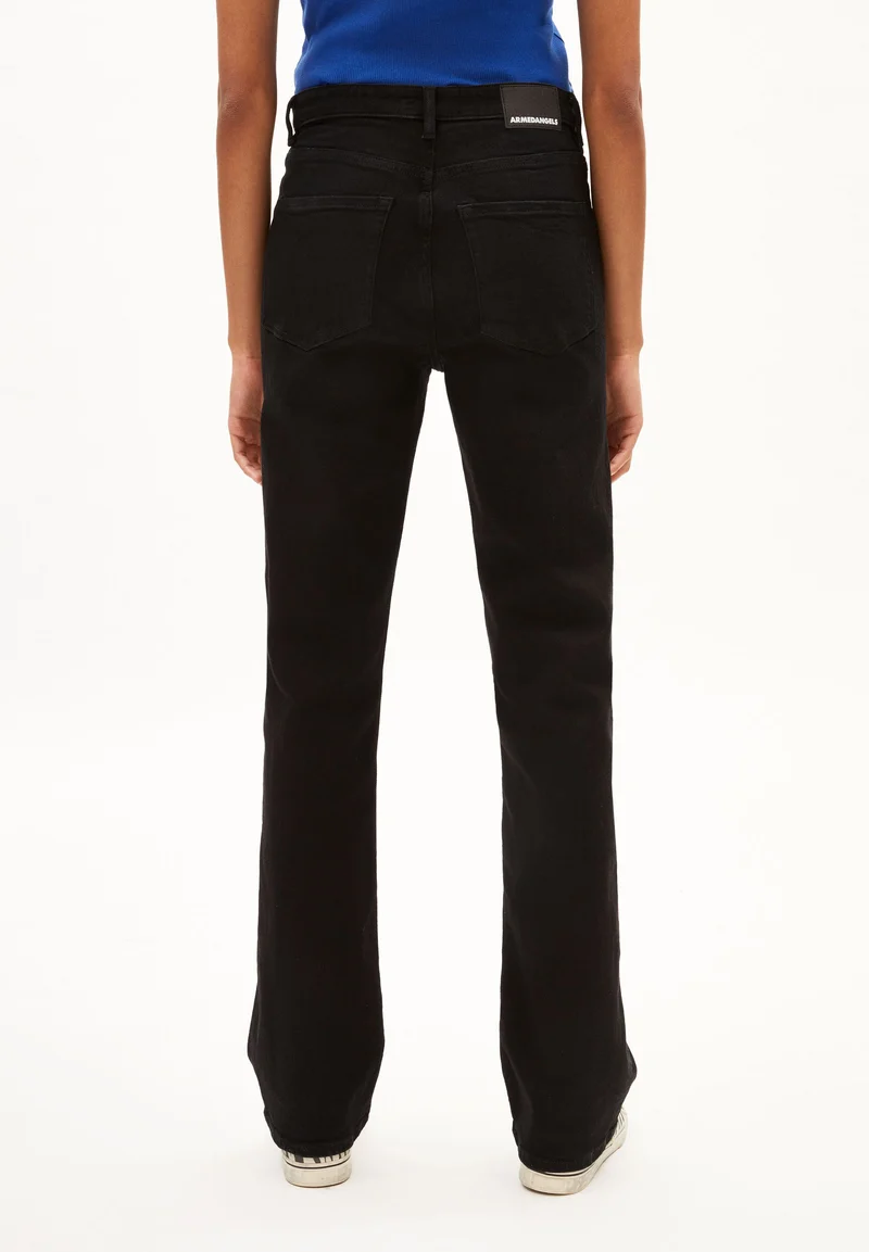 LINNAA | breath black