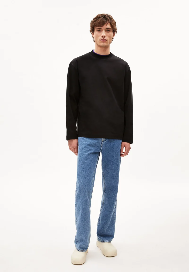 VAARES PREMIUM | black