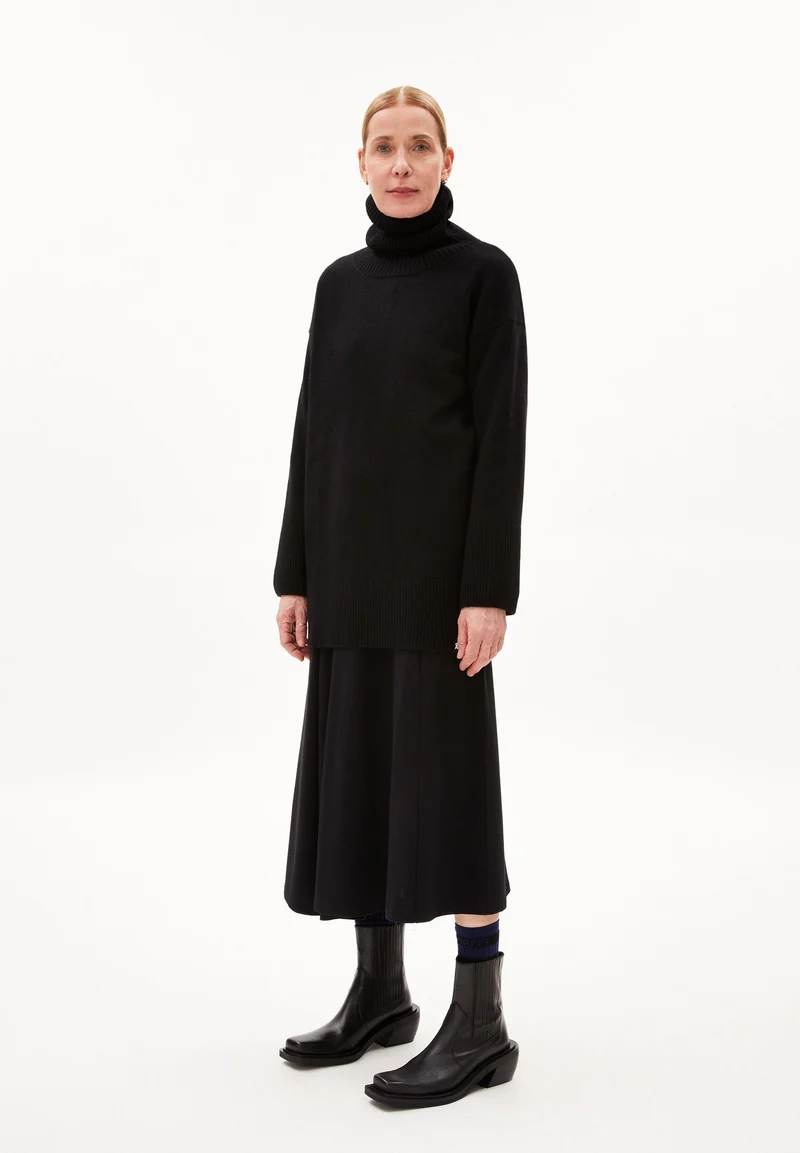 ARDIAA ROLLNECK | black