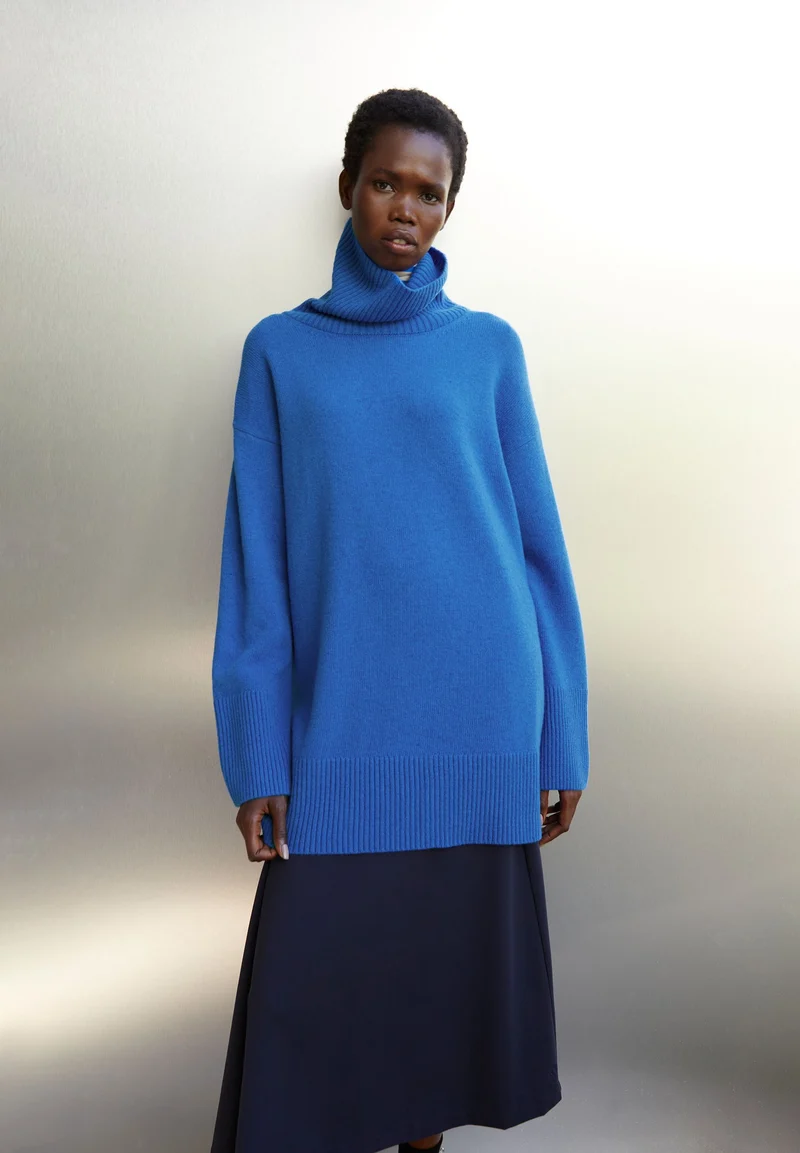 ARDIAA ROLLNECK | warm blue