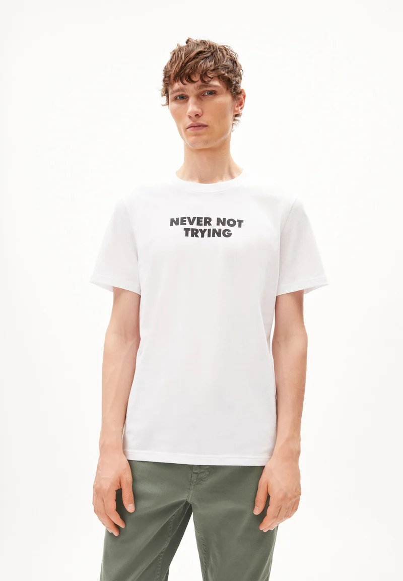 ENEAAS QUOTE | white