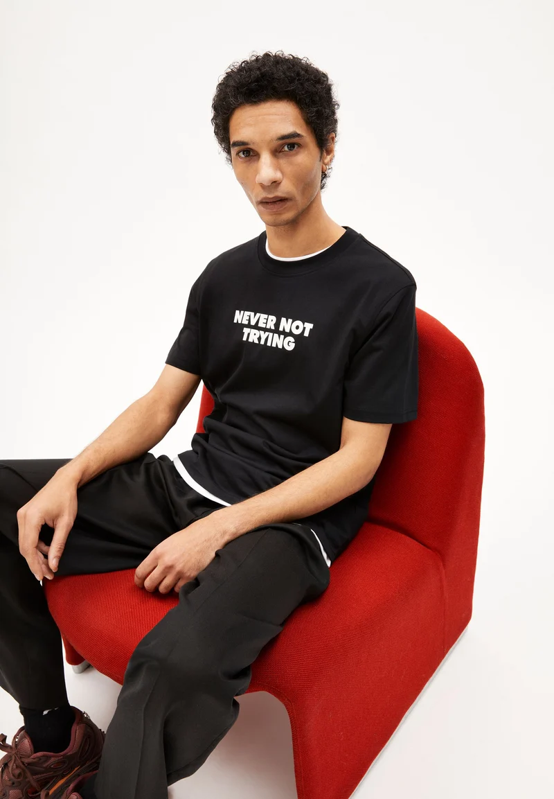 ENEAAS QUOTE | black