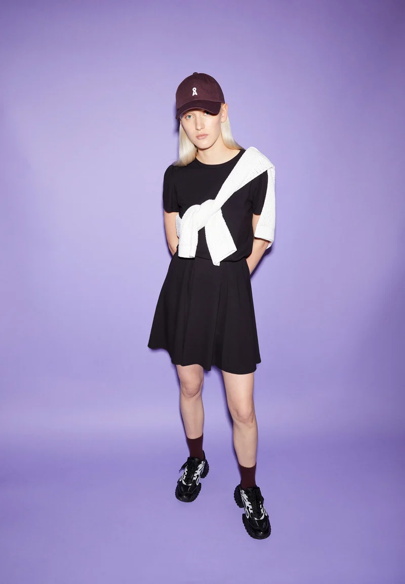 ZELDAA | black