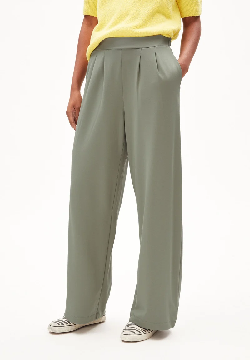 JUANAA PUNTO | grey green