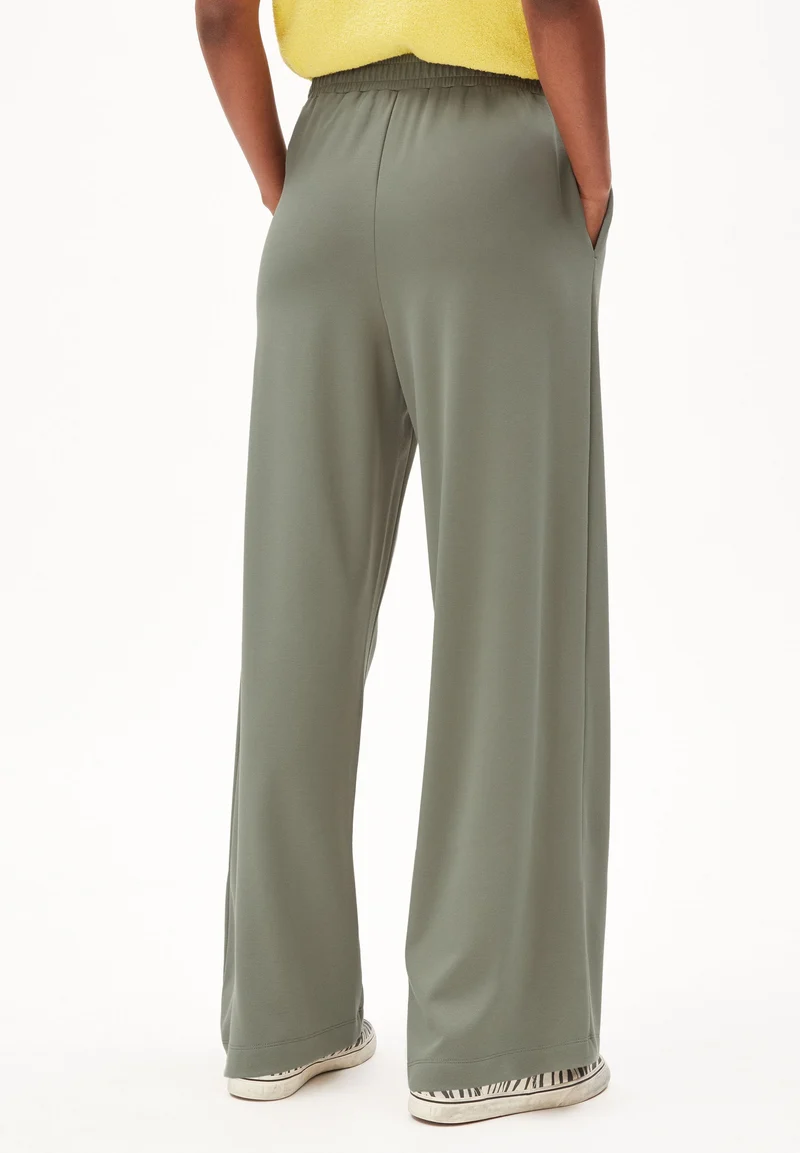 JUANAA PUNTO | grey green