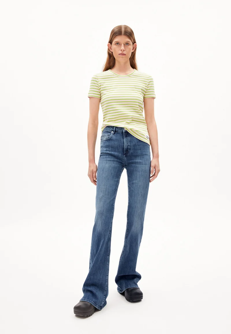 ANAMAA | halogen blue
