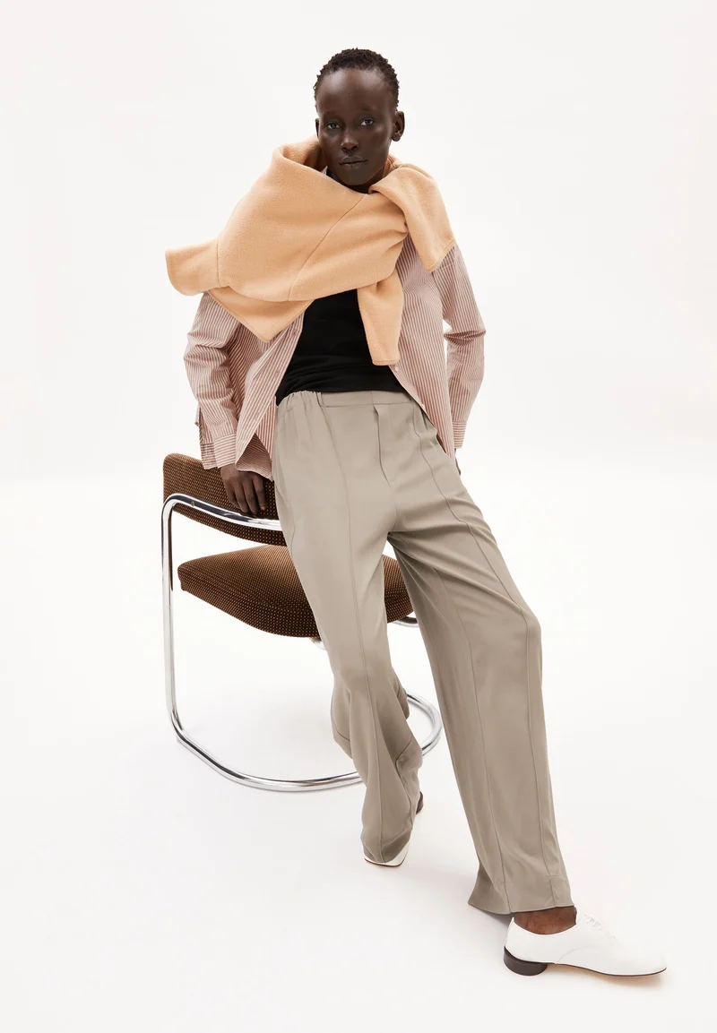 JONVAALIE HOSE | shiitake