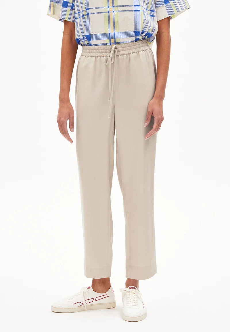 KAADIA TAPERED