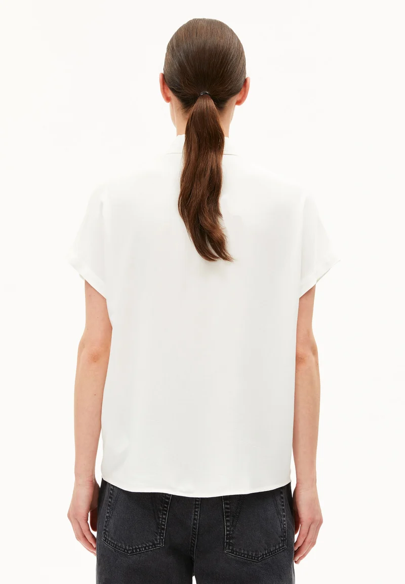 LARISAANA BLUSE | off white