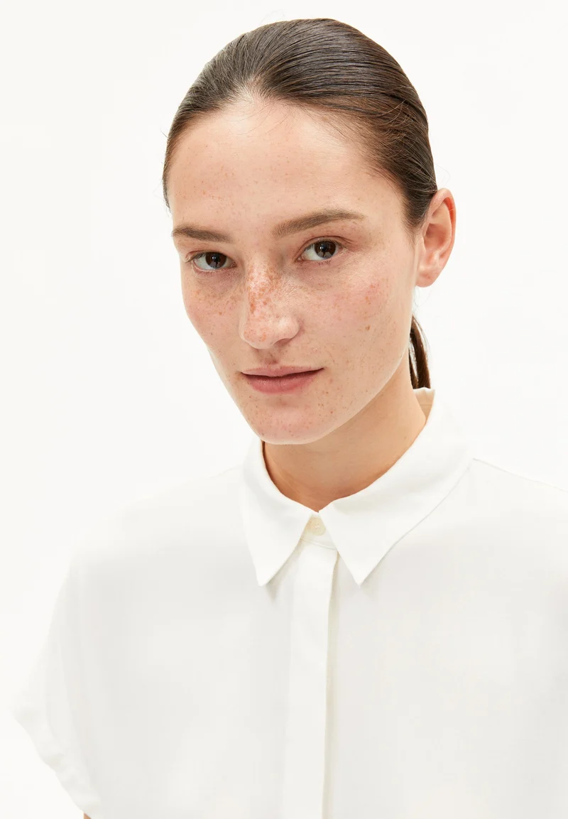 LARISAANA BLUSE | off white