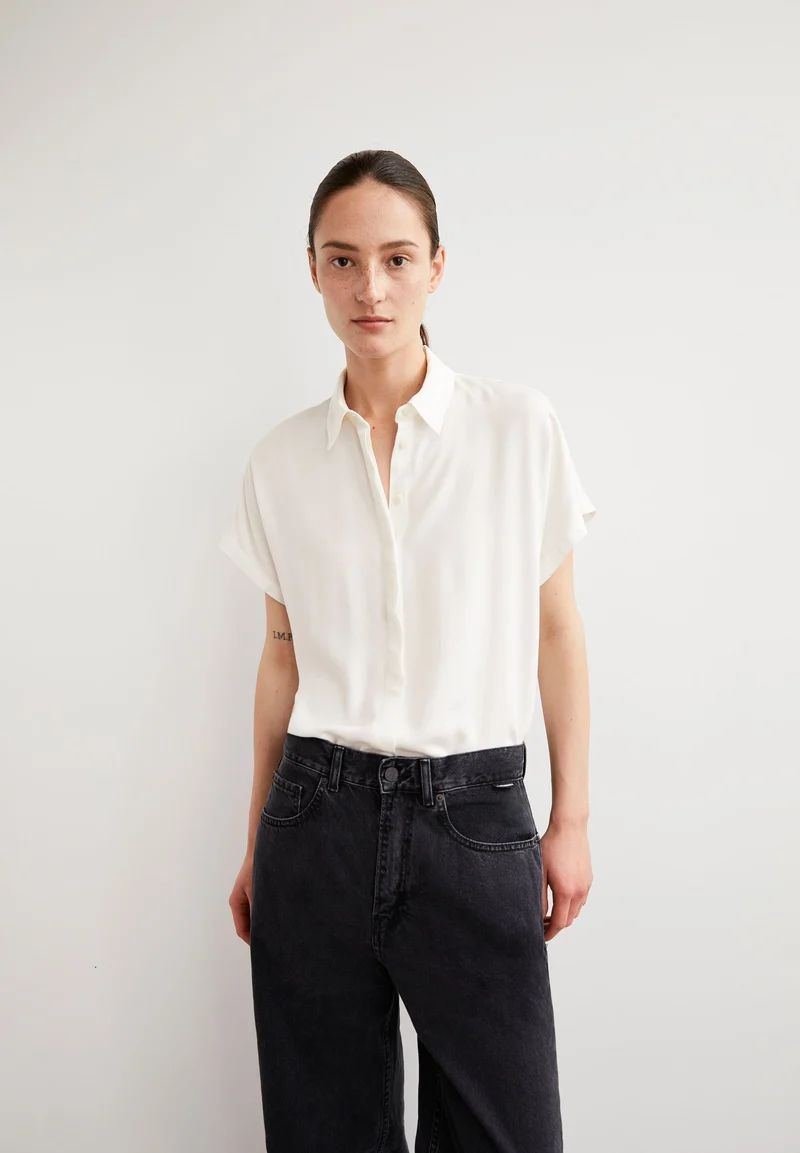 LARISAANA BLUSE | off white