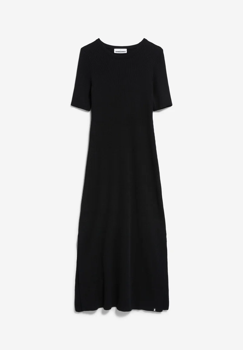 LAANIAAS | black