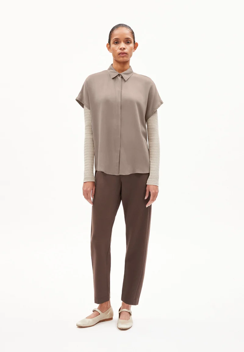 LARISAANA BLUSE | muddy water