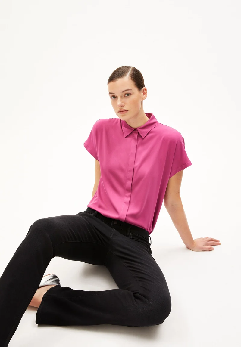 LARISAANA BLUSE | crushed berry