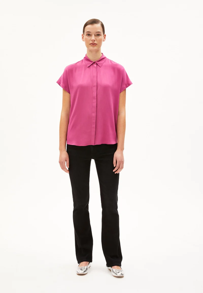 LARISAANA BLUSE | crushed berry