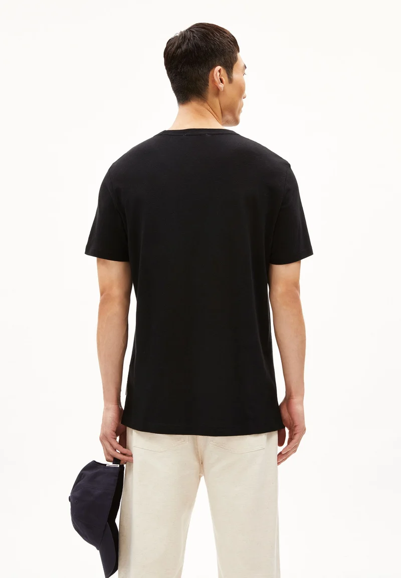 MAARKOS LINO | black