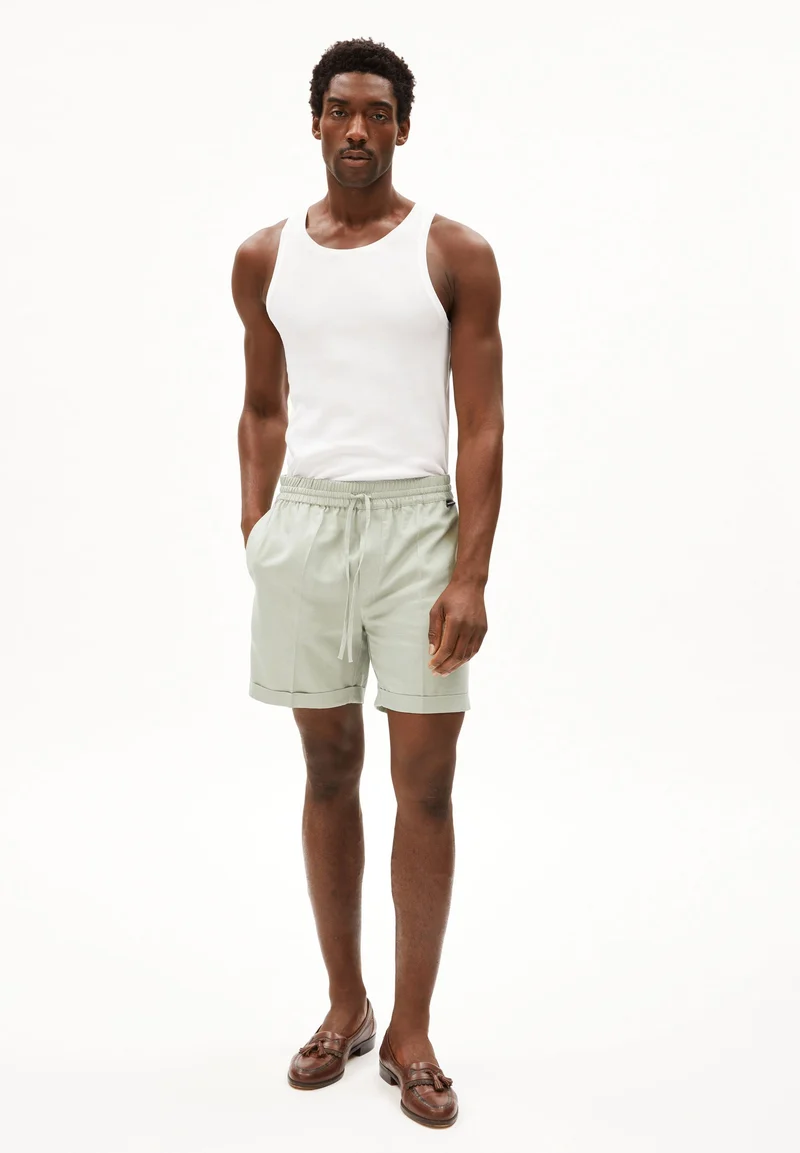 JAACQUE LINO | seagreen