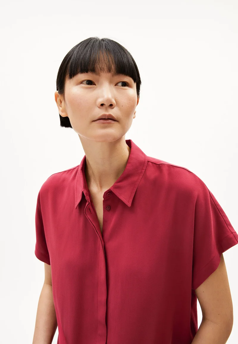 LARISAANA BLUSE | red ash