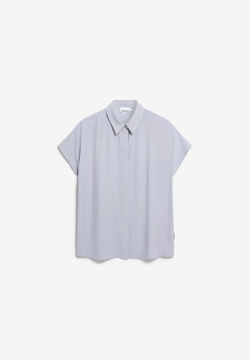 LARISAANA BLUSE | misty morning