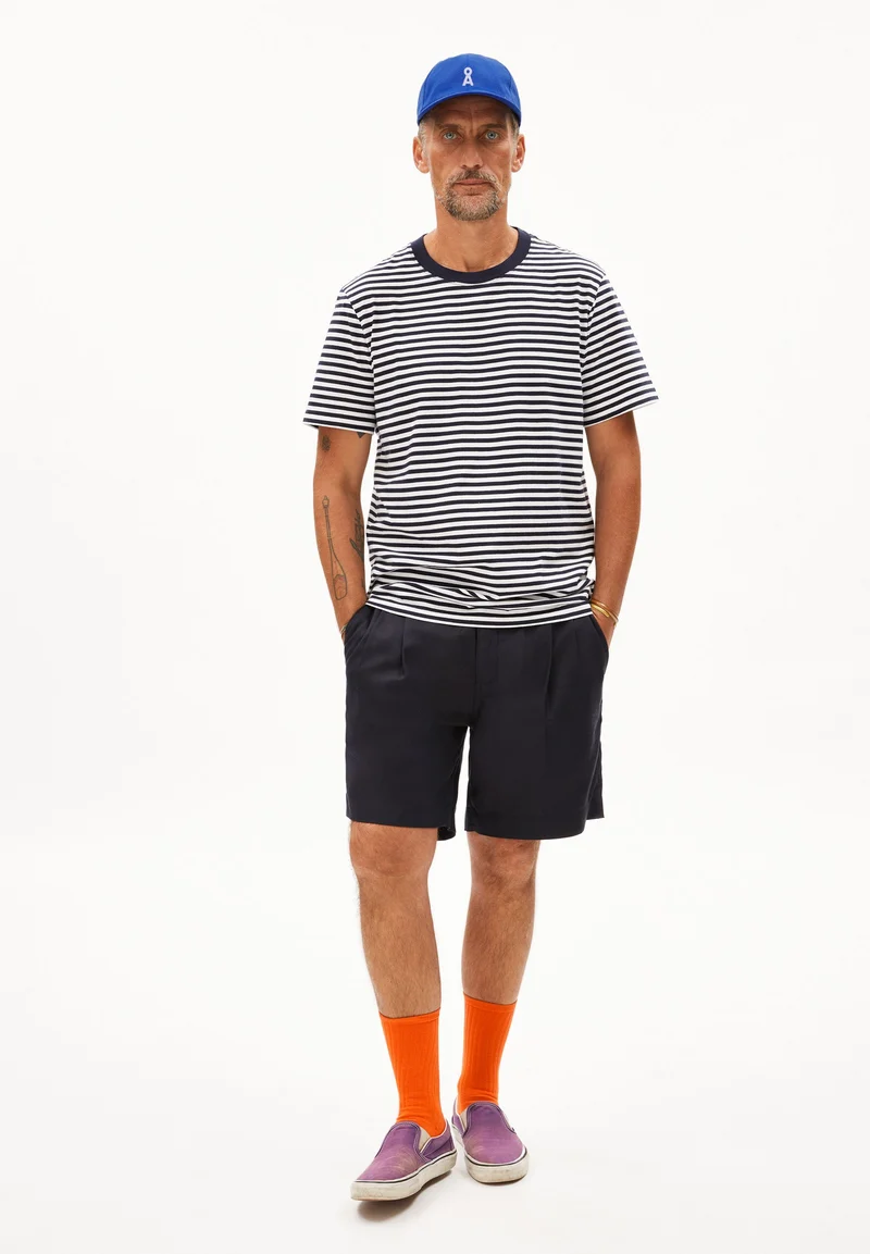MAARKOS STRIPES | night sky-white