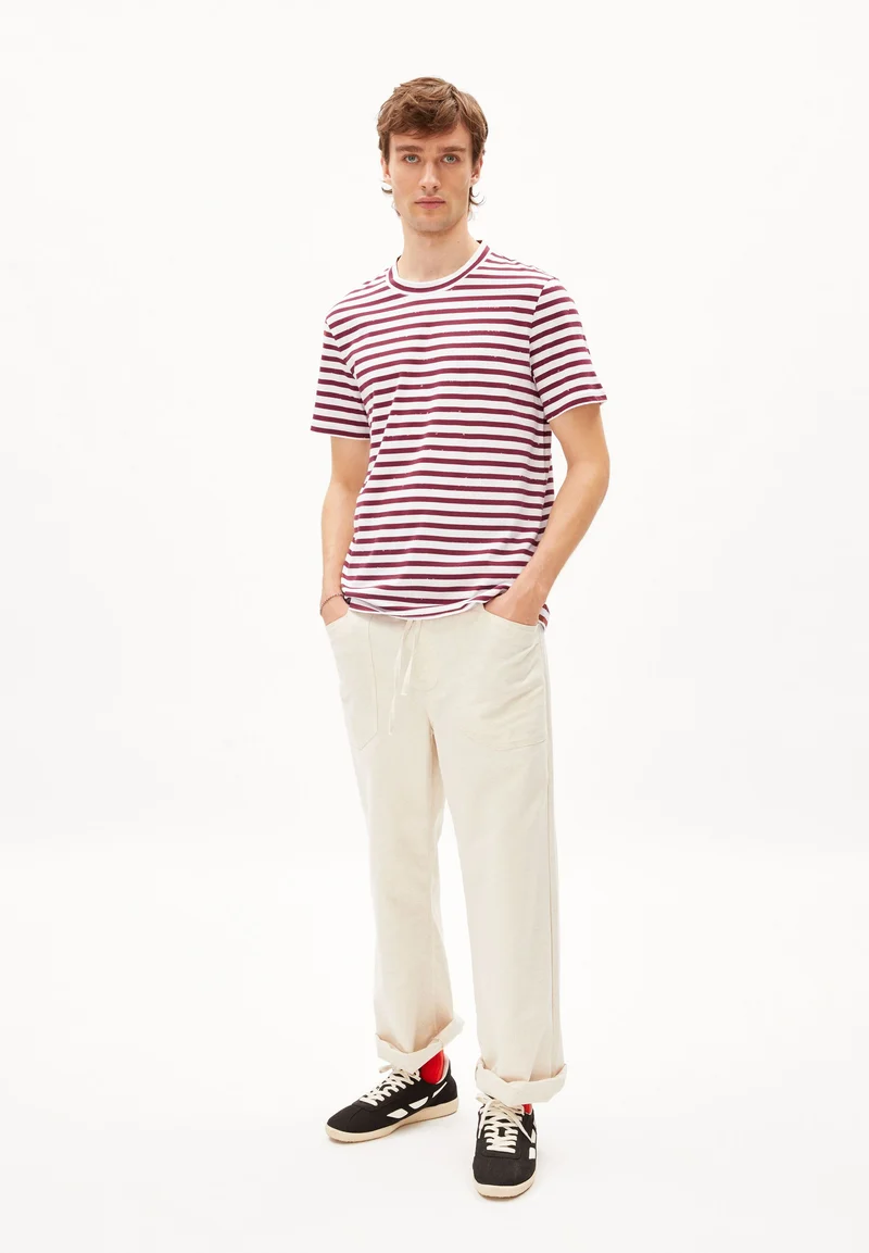 MALMAA STRIPES | white-dark crimson