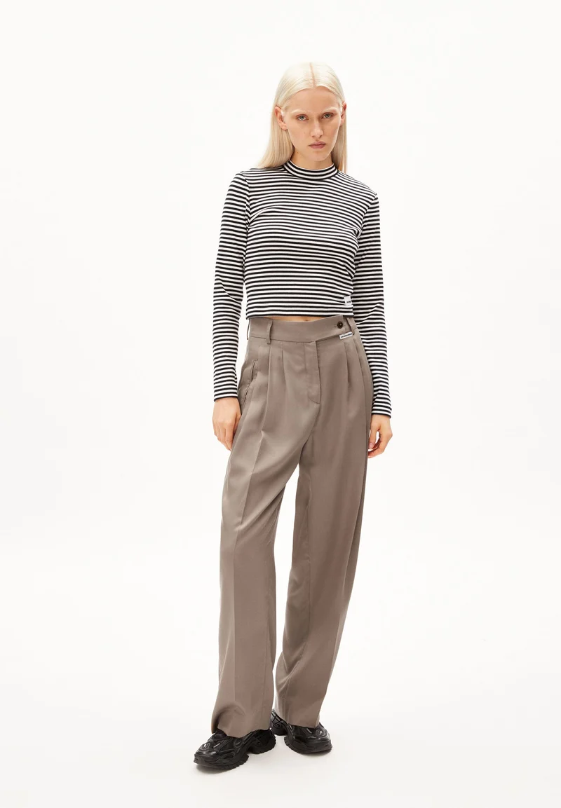 SALMARAA STRIPES | black-white