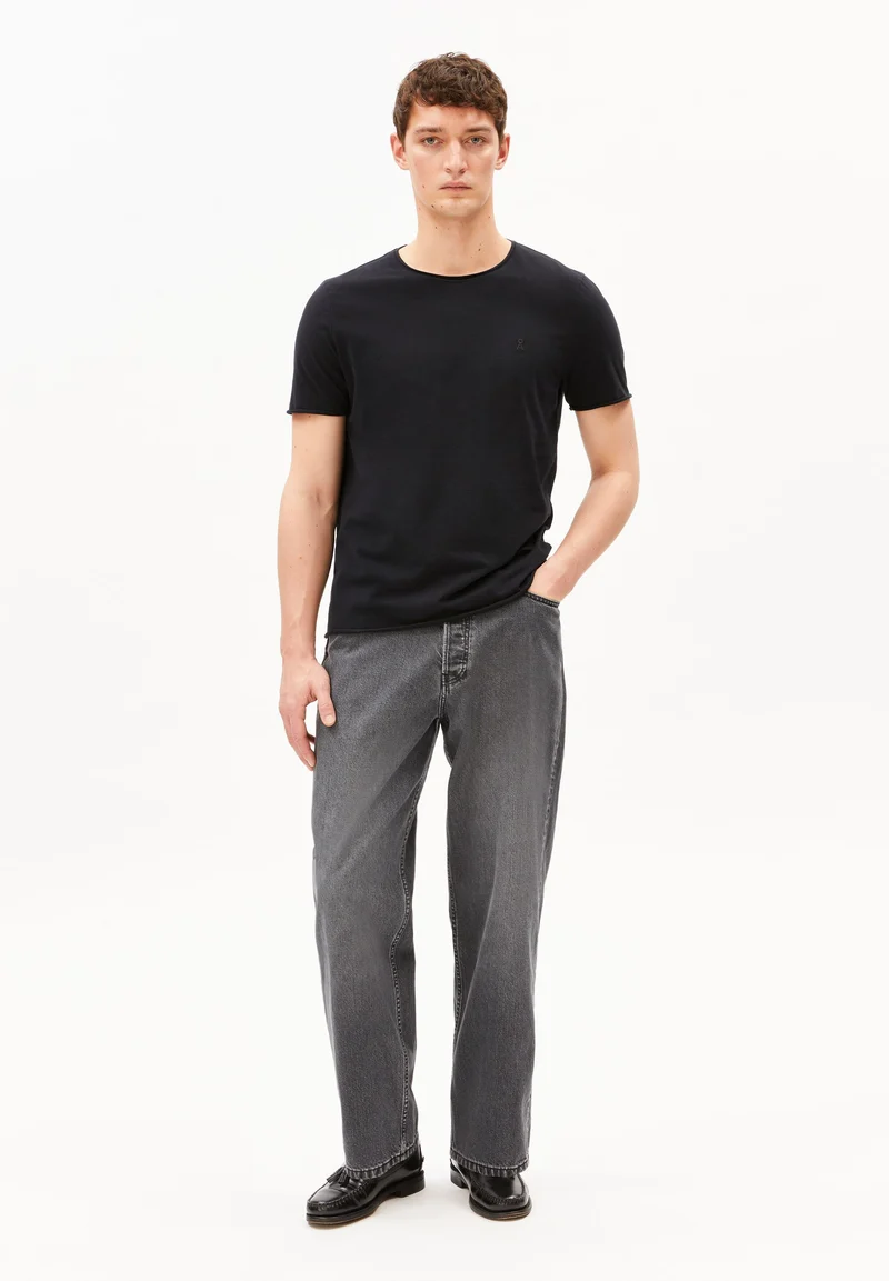 JAAMES BRUSHED T-SHIRT | black