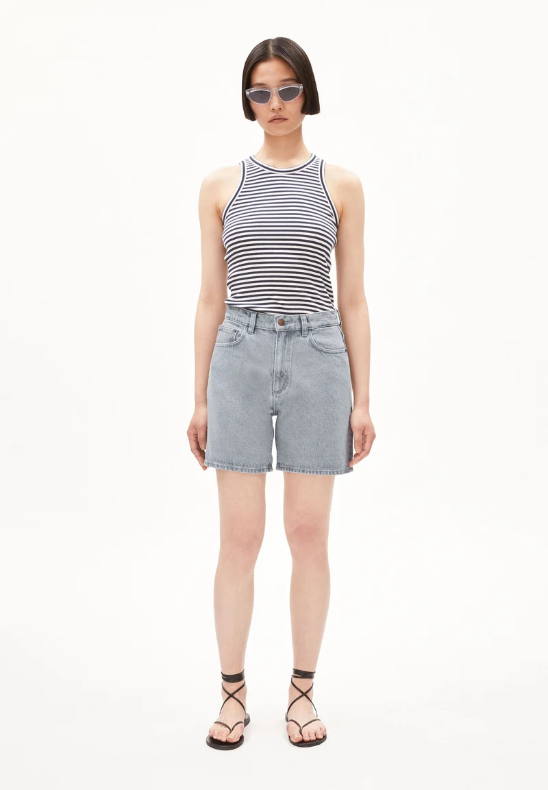 SHEAARI | warm grey